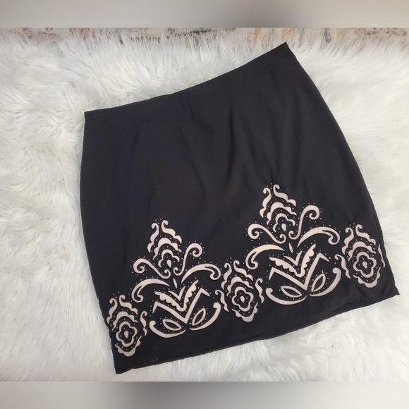 Embellished Skirt - Picture 1 of 3